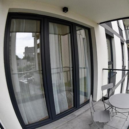 Elegant Two-Room Apartment, Sleeps 4, Near Turon Arena, With Balcony Cracovia Esterno foto